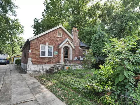 6566 Dale Ave, Saint Louis, MO 63139
