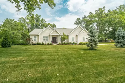 737 Dougherty Ferry Rd, Saint Louis, MO 63122