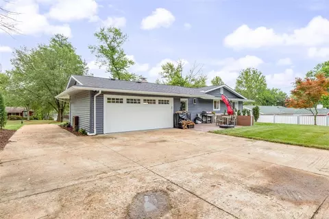 233 Saint Marys Dr, Ballwin, MO 63021 photo 18