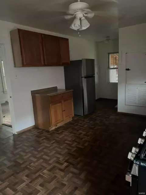 4323 Darby St, Saint Louis, MO 63120 photo 12