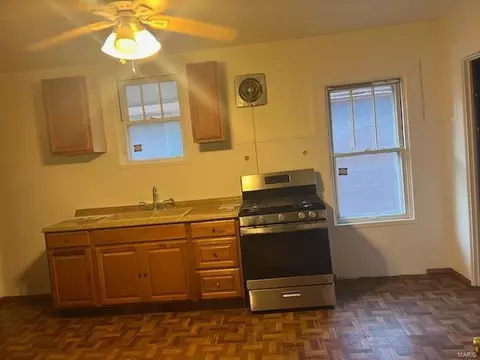 4323 Darby St, Saint Louis, MO 63120 photo 10