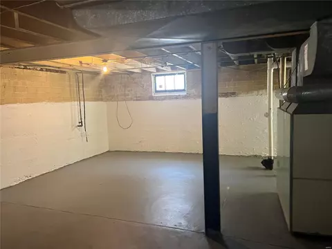 4323 Darby St, Saint Louis, MO 63120 photo 9