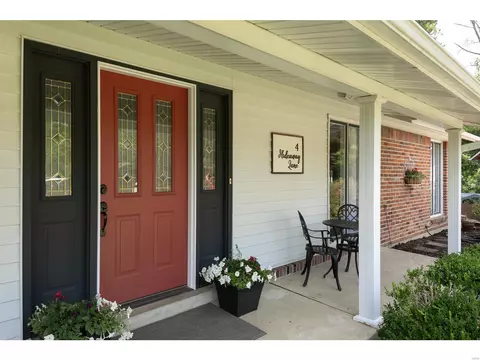 4 Hideaway Ln, Ballwin, MO 63011 photo 5