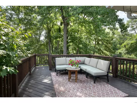 4 Hideaway Ln, Ballwin, MO 63011 photo 6