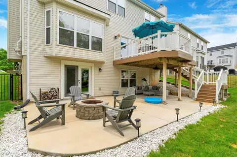 575 Bluffs View Ct, Eureka, MO 63025 photo 4