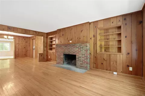 709 E Jackson Rd, Saint Louis, MO 63119 photo 6
