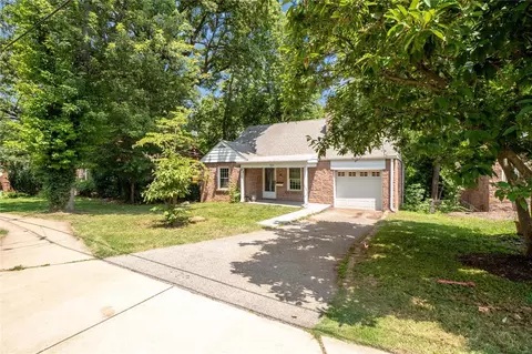 709 E Jackson Rd, Saint Louis, MO 63119 photo 4