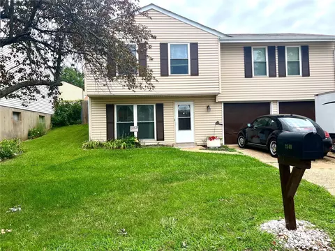 2540 Wellesley Dr, High Ridge, MO 63049 photo 1