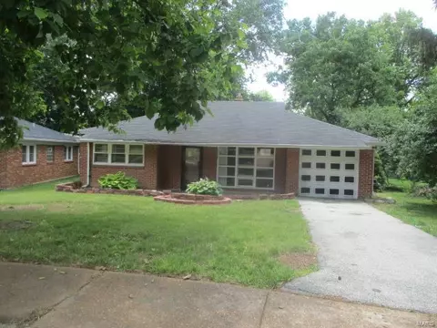7334 Midland Vw, University City, MO 63130