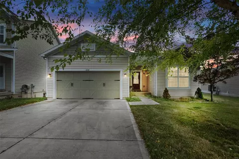 3208 Rivercrossing Pl, Saint Charles, MO 63301