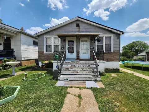 4328 Fairview Ave, Saint Louis, MO 63116