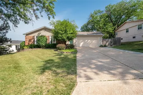 11025 Pem Rd, Saint Louis, MO 63146