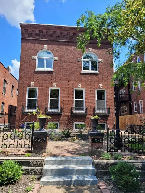 4937 Mcpherson Ave #4935, Saint Louis, MO 63108