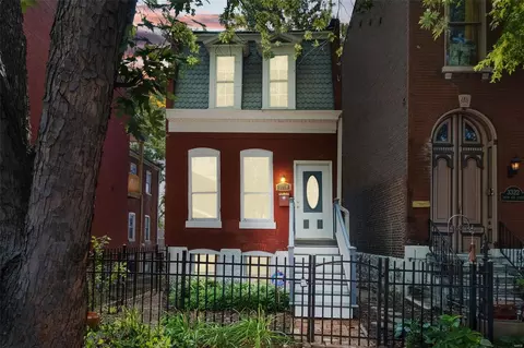 3318 S 9th St, Saint Louis, MO 63118