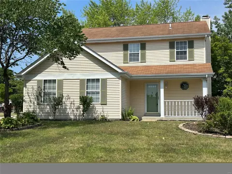 7331 Thorn Hill Dr, O'fallon, MO 63368
