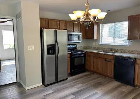 7331 Thorn Hill Dr, O'fallon, MO 63368 photo 7