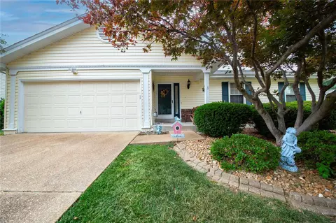 436 Talbert Ct, Ballwin, MO 63021 photo 2