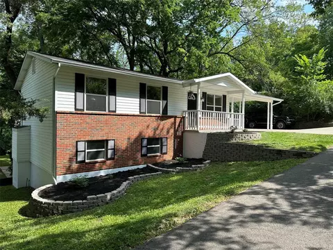 23 Big Oak Dr, Saint Peters, MO 63376