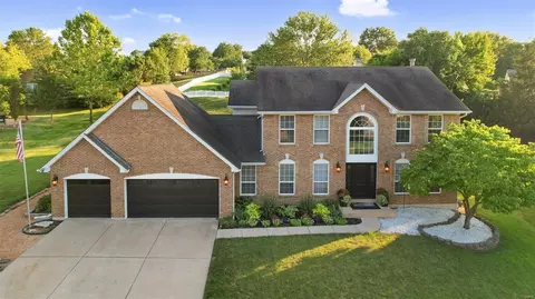 4834 Greenburg Dr, St. Peters, MO 63304