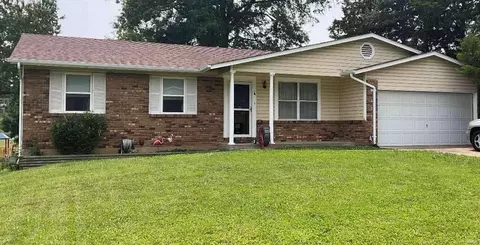 4 Inwood Ct, Saint Peters, MO 63376