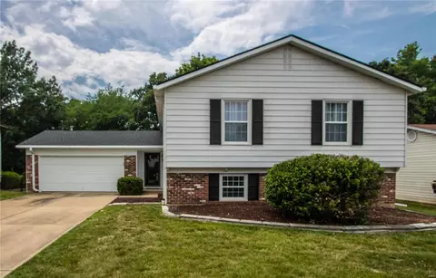 629 Millwood Dr, Saint Peters, MO 63376