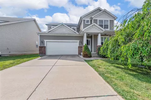 1914 Scenic Meadow Ct, Saint Peters, MO 63376