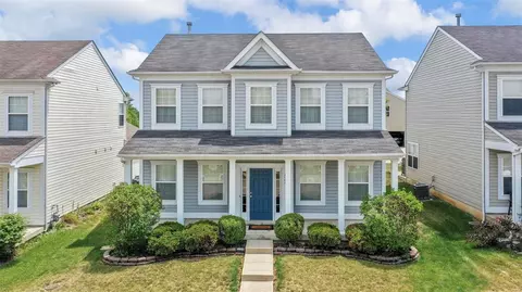 2004 Village Glen Dr, Wentzville, MO 63385