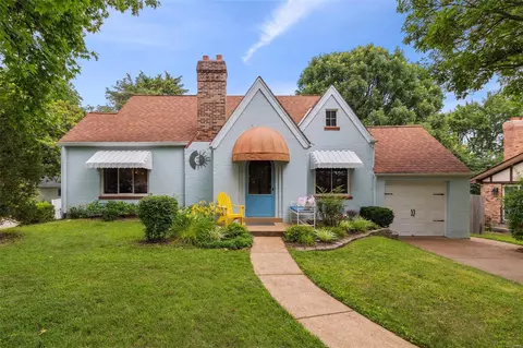 11631 Denny Rd, Sunset Hills, MO 63126