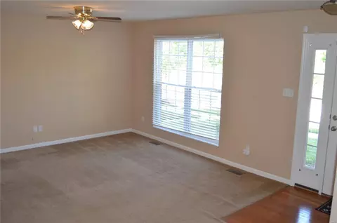 468 Coachgate Ct, Ballwin, MO 63021 photo 3