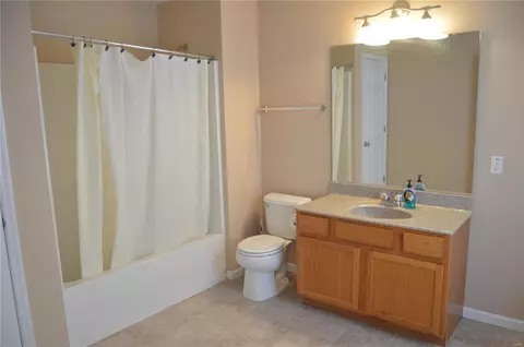 468 Coachgate Ct, Ballwin, MO 63021 photo 6