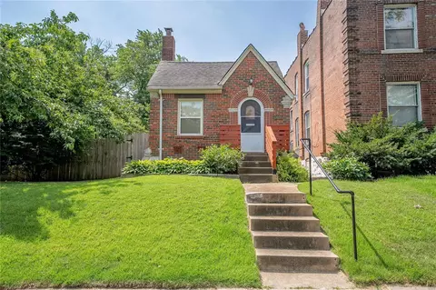 4248 Juniata St, Saint Louis, MO 63116