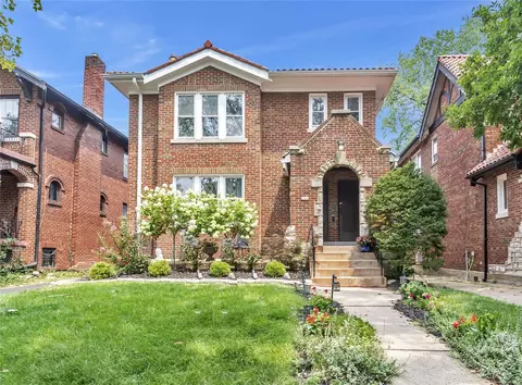 7311 Lindell Blvd, Saint Louis, MO 63130