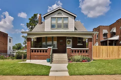 4327 Minnesota Ave, Saint Louis, MO 63111