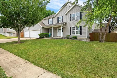 434 Valley Oaks Dr, Wentzville, MO 63385