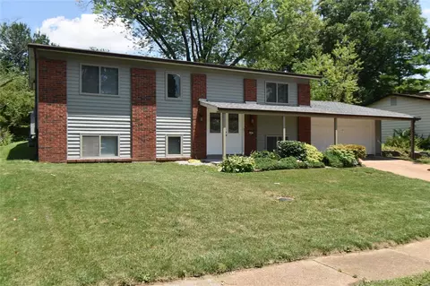 11911 Benedetta Dr, Bridgeton, MO 63044