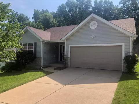 333 Westwind Estates Ln, Valley Park, MO 63088