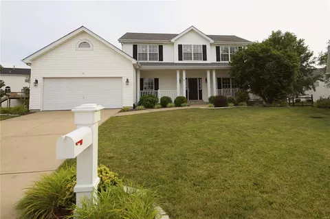 5 Raintree Crossing Ct, O'fallon, MO 63366