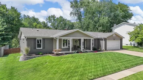 12961 Mayerling Dr, Saint Louis, MO 63146