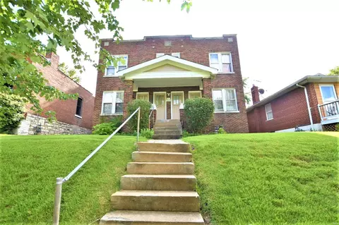 2832 Dalton Ave, Saint Louis, MO 63139
