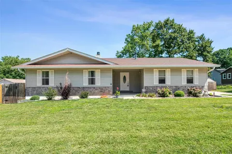 124 Timberidge Dr, Saint Peters, MO 63376