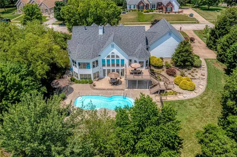 324 Perceval Dr, Weldon Spring, MO 63304 photo 5