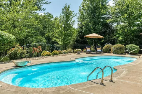 324 Perceval Dr, Weldon Spring, MO 63304 photo 9