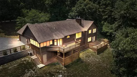19125 Old Logging Rd, Glencoe, MO 63038