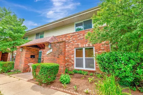 4156 Gallatin Ln #A, Bridgeton, MO 63044