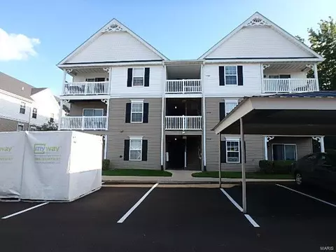 11103 Spring Creek Ln, O'fallon, MO 63368