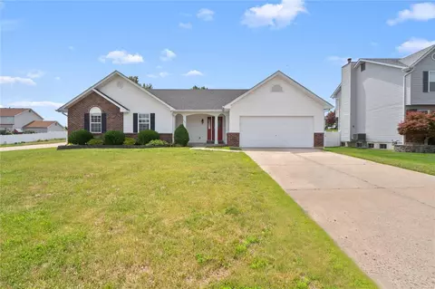 402 Winter Wind Dr, O'fallon, MO 63366