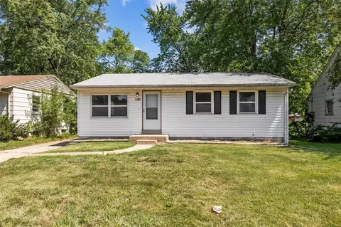 1207 Walker Ave, Saint Louis, MO 63138