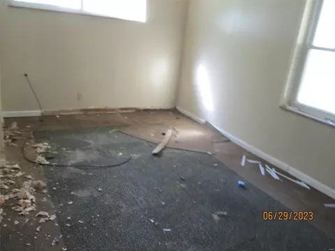 191 Bascom Dr, Saint Louis, MO 63135 photo 7