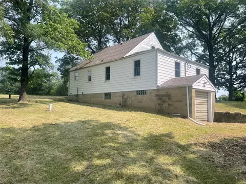 866 Hackmann Rd, O'fallon, MO 63366 photo 17