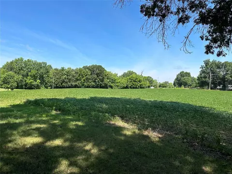 866 Hackmann Rd, O'fallon, MO 63366 photo 11